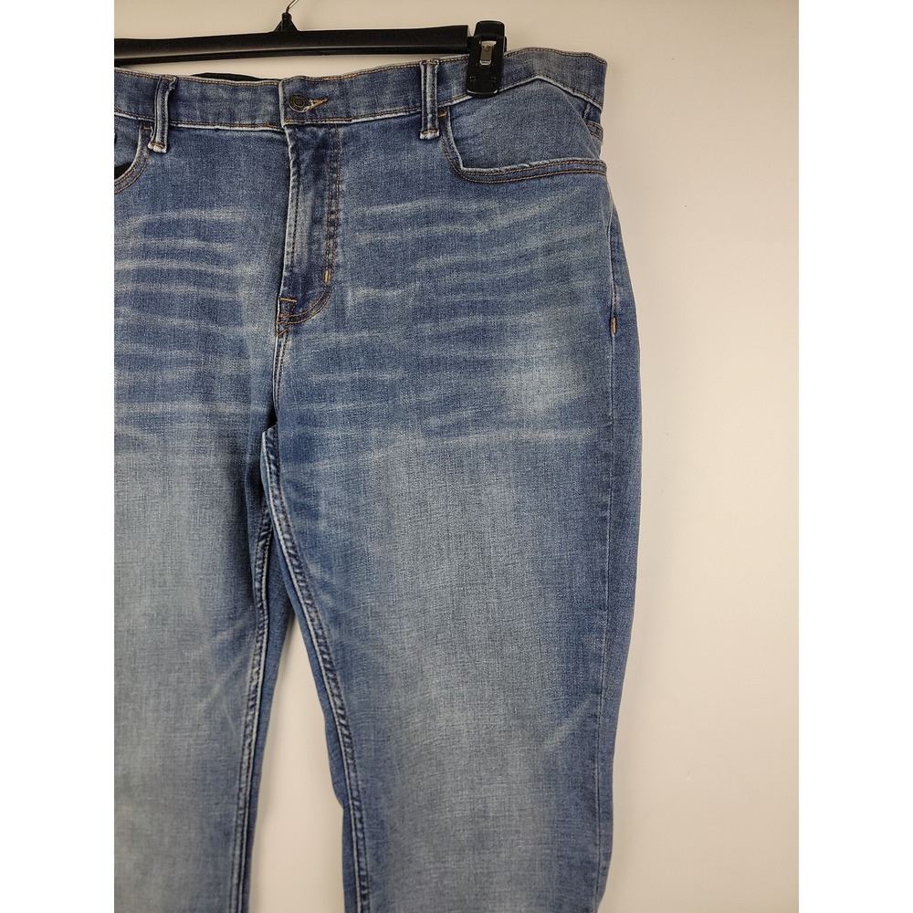 Old Navy Mens Straight Leg Blue Denim Jeans 38x30 Medium Wash Stretch - Picture 8 of 12